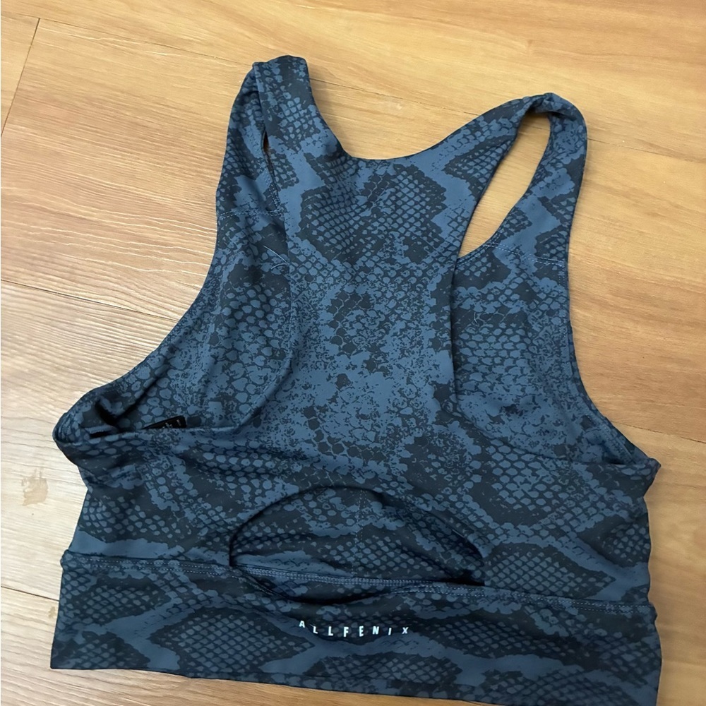 All Fenix Snakeskin Yoga Racerback Sports Bra Size L - Picture 5 of 5